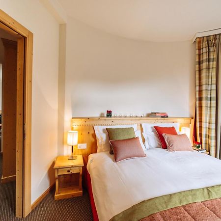 Schloss Hotel & Spa Понтрезина Екстериор снимка