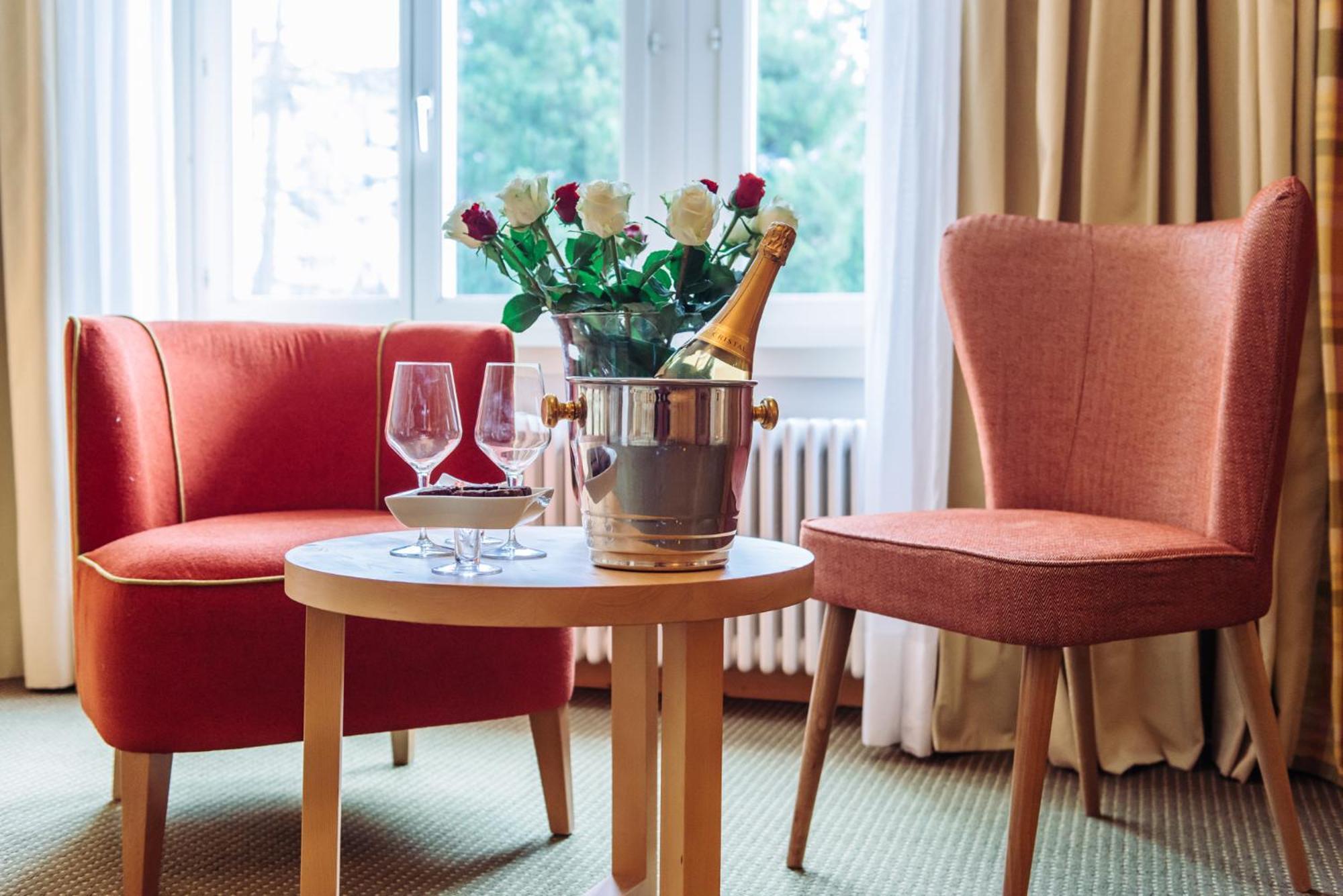 Schloss Hotel & Spa Понтрезина Екстериор снимка