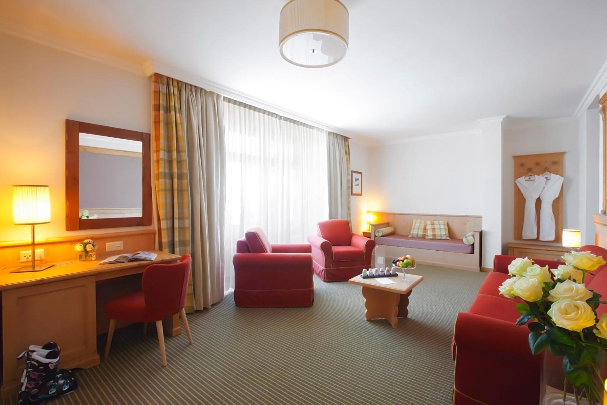 Schloss Hotel & Spa Понтрезина Екстериор снимка