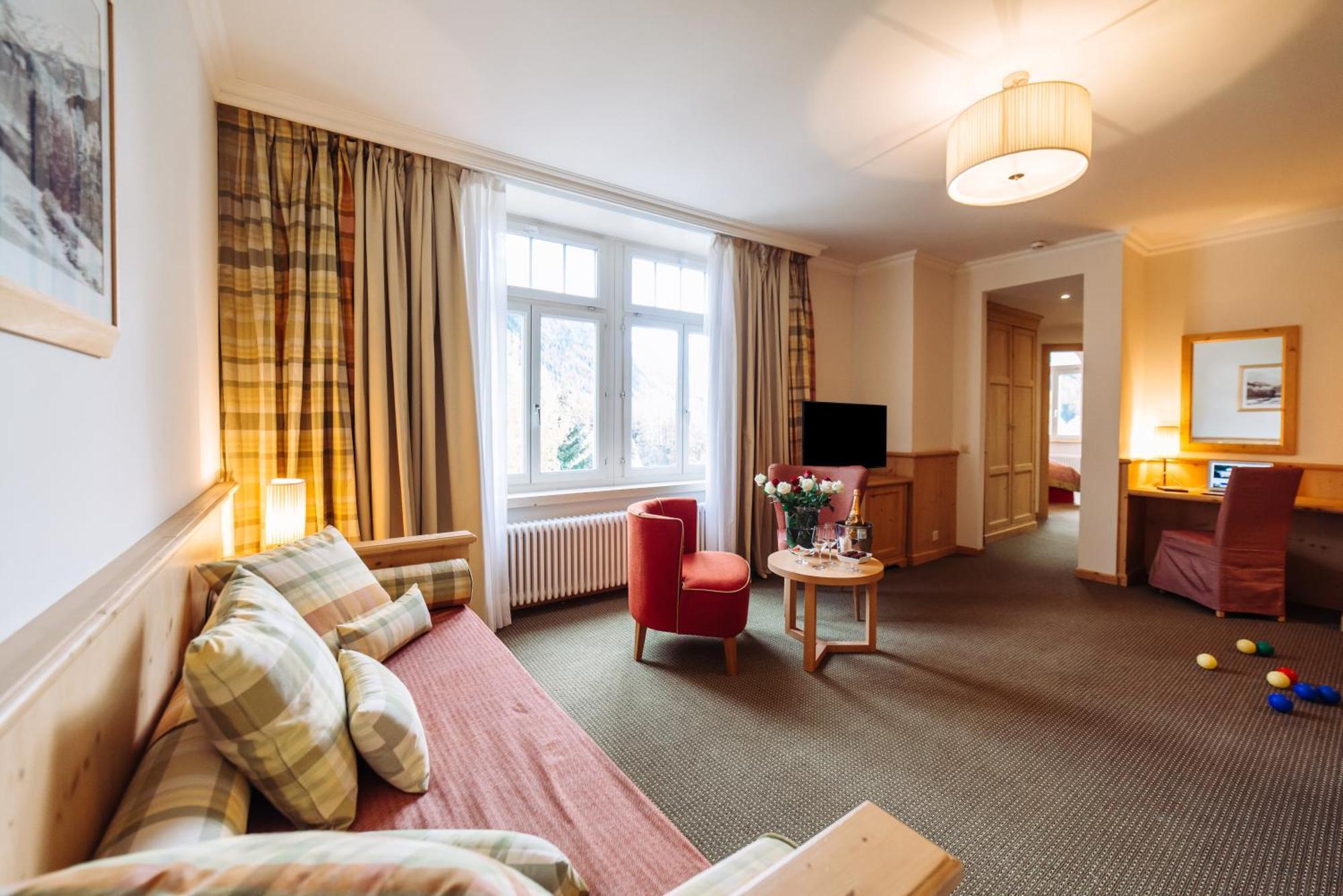 Schloss Hotel & Spa Понтрезина Екстериор снимка