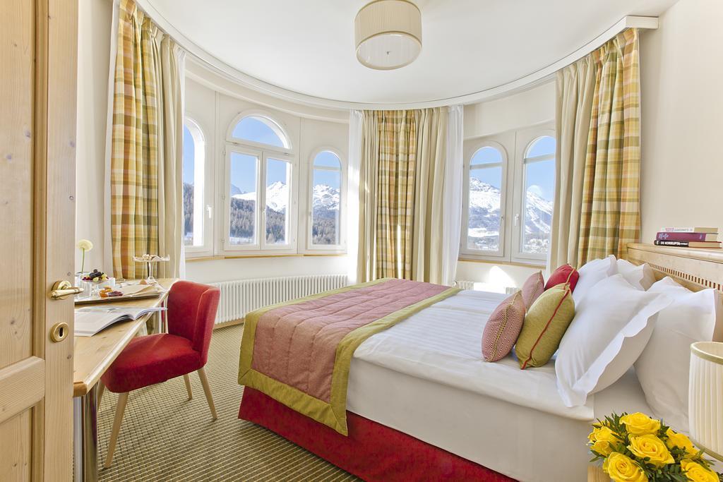 Schloss Hotel & Spa Понтрезина Екстериор снимка