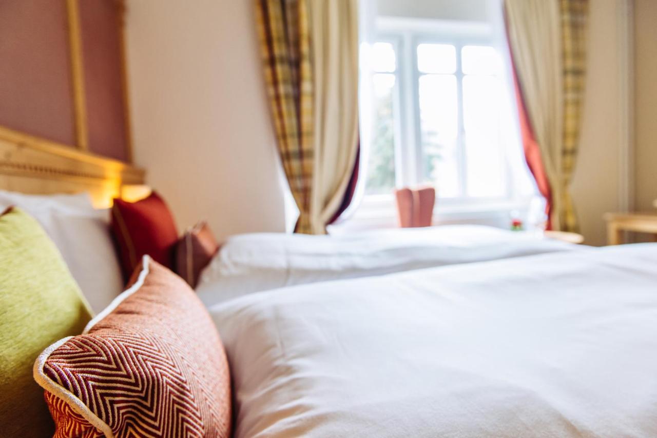 Schloss Hotel & Spa Понтрезина Екстериор снимка